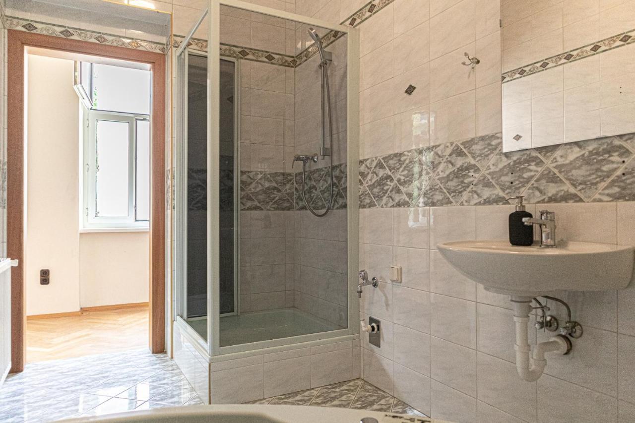 Апартаменты Brilliant 2Br Apt. Near Akh-Hospital Вена Экстерьер фото